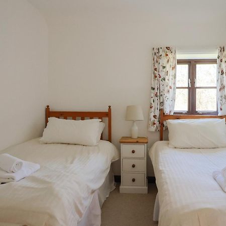 Vine Cottage Musbury Bagian luar foto